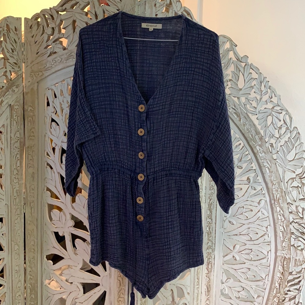 Size M Ripcurl romper